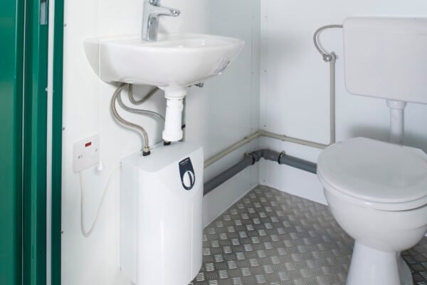 1+1 double mains toilet 8ft x 5ft (green)