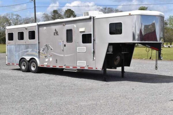 2007 american spirit 8308lq 3 horse trailer with 8′ short wall