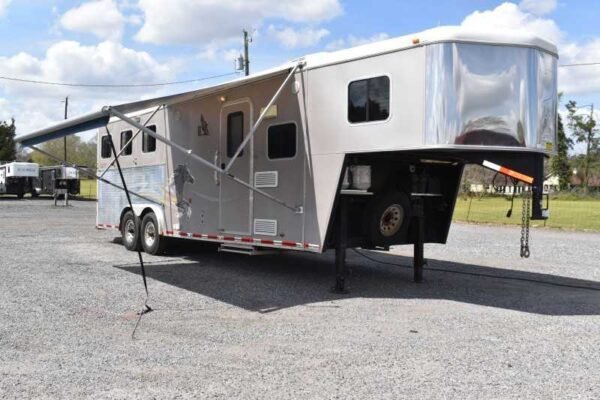 2007 american spirit 8308lq 3 horse trailer with 8′ short wall