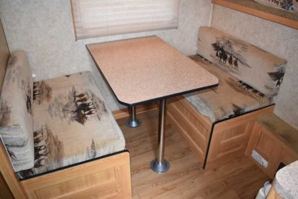 2007 american spirit 8308lq 3 horse trailer with 8′ short wall