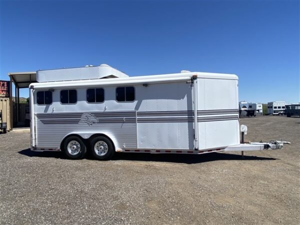2000 sooner 4 horse bumper pull super clean
