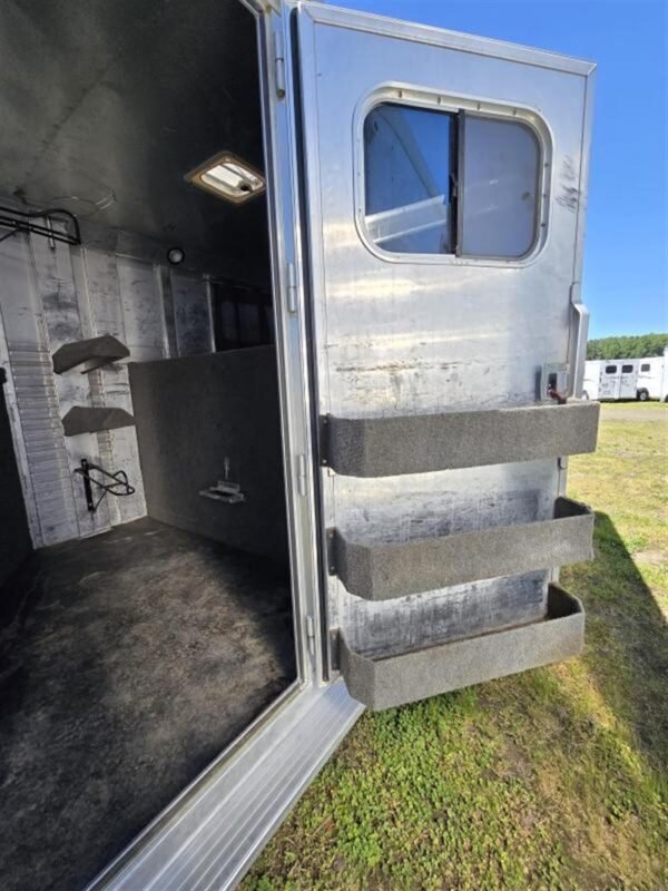 2006 c&c 4 horse gooseneck trailer