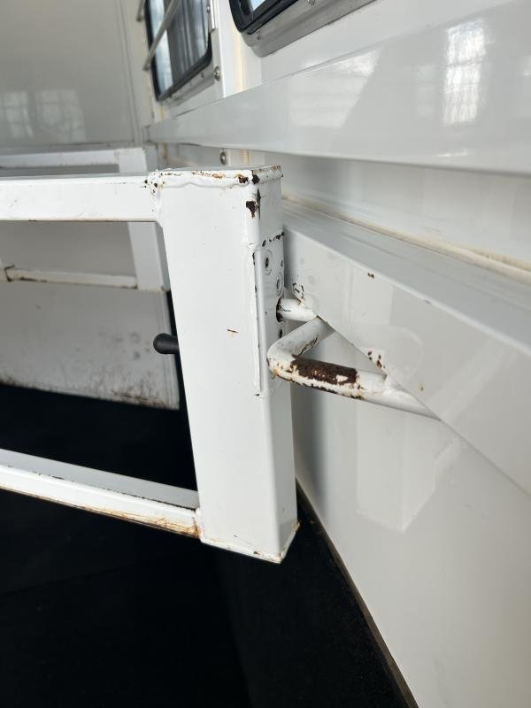 2000 morgan built 3 horse bumper pull horse trailer