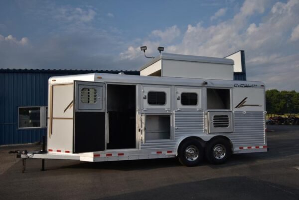 2008 c and c trailers 4 horse bumper horse trailer