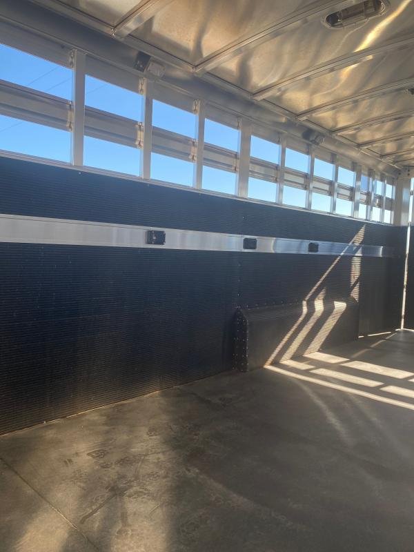 2021 elite trailers slant load 5 horse slant load