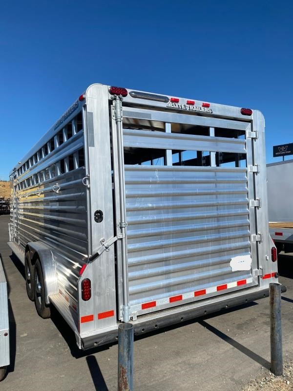 2021 elite trailers slant load 5 horse slant load