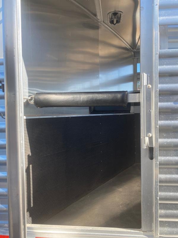 2021 elite trailers slant load 5 horse slant load