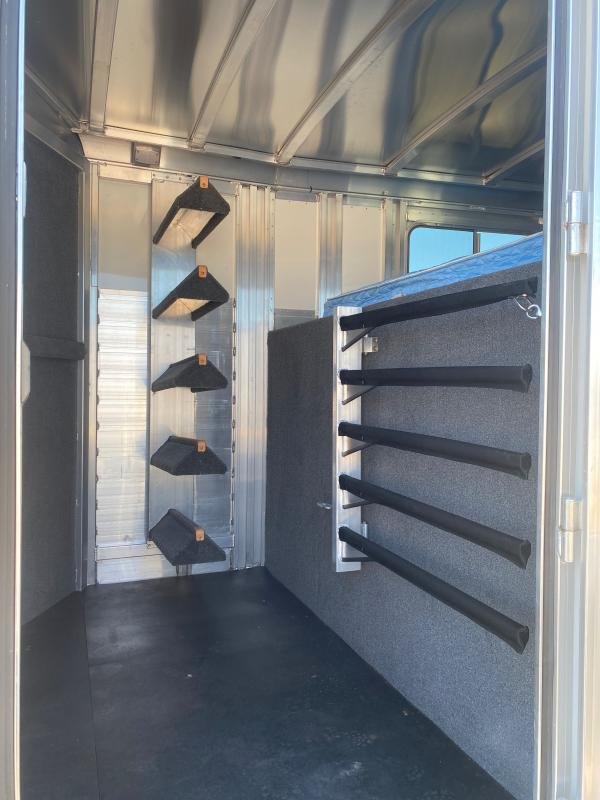 2021 elite trailers slant load 5 horse slant load
