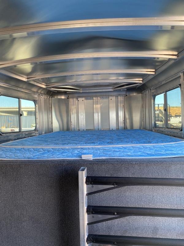 2021 elite trailers slant load 5 horse slant load