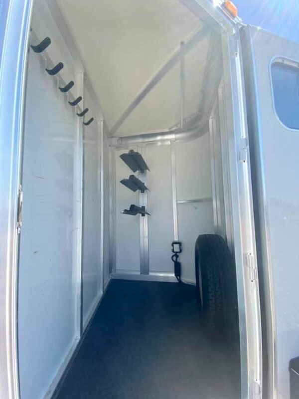 2011 cimarron 3 horse bumper pull