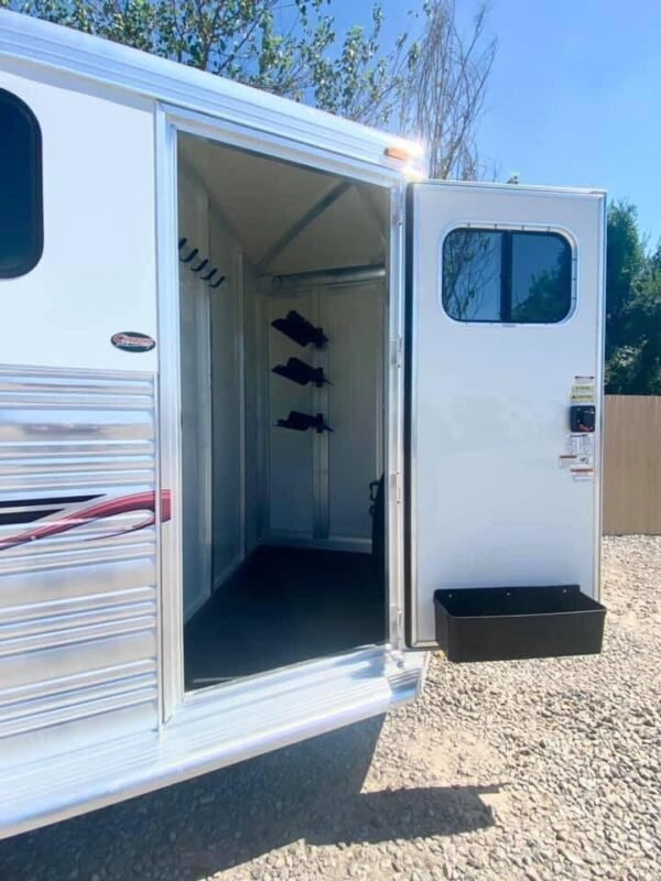 2011 cimarron 3 horse bumper pull