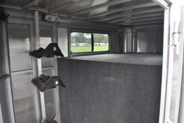 2018 adam 7304gn 3 horse trailer