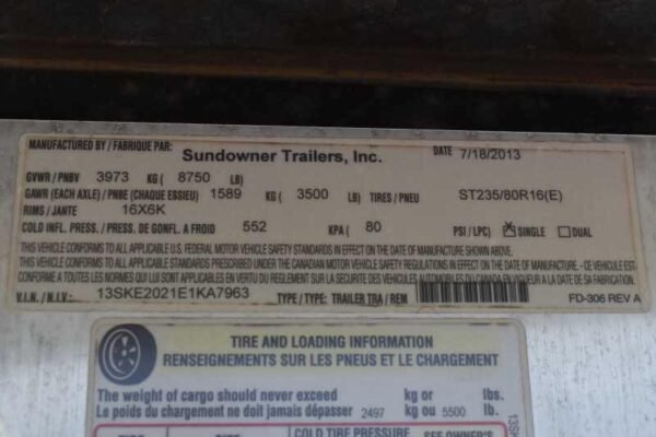 2014 sundowner 2 horse gooseneck trailer