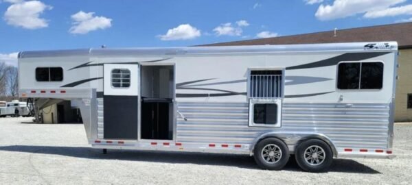 2023 4 star 2+1 gooseneck