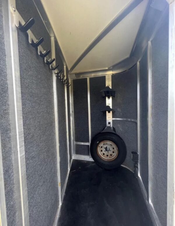 2013 model cimarron 3 horse bumper pull