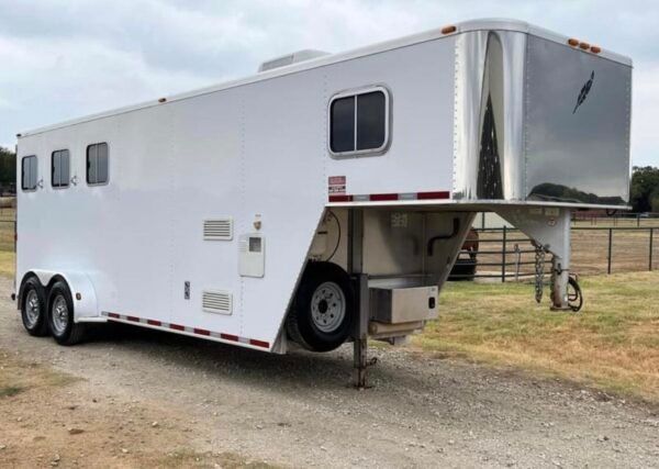 2007 featherlite 3 horse slant load trailer