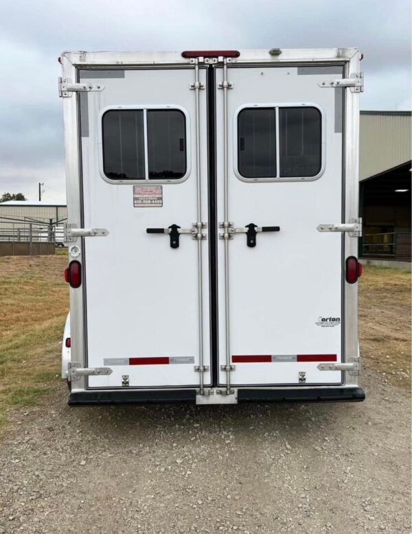 2007 featherlite 3 horse slant load trailer