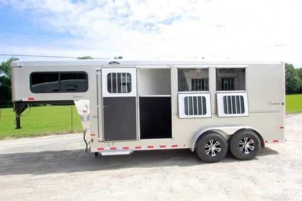 2016 sundowner 3 horse gooseneck