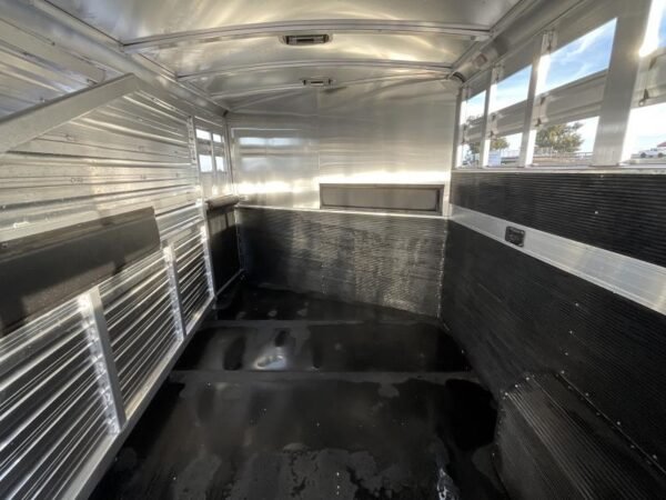 new 2024 elite trailers 5 horse stock combo bp horse trailer