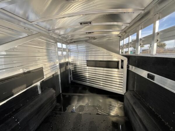 new 2024 elite trailers 5 horse stock combo bp horse trailer