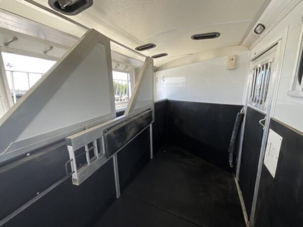 2005 jamco 4 horse gooseneck trailer