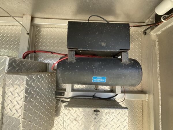 2005 jamco 4 horse gooseneck trailer